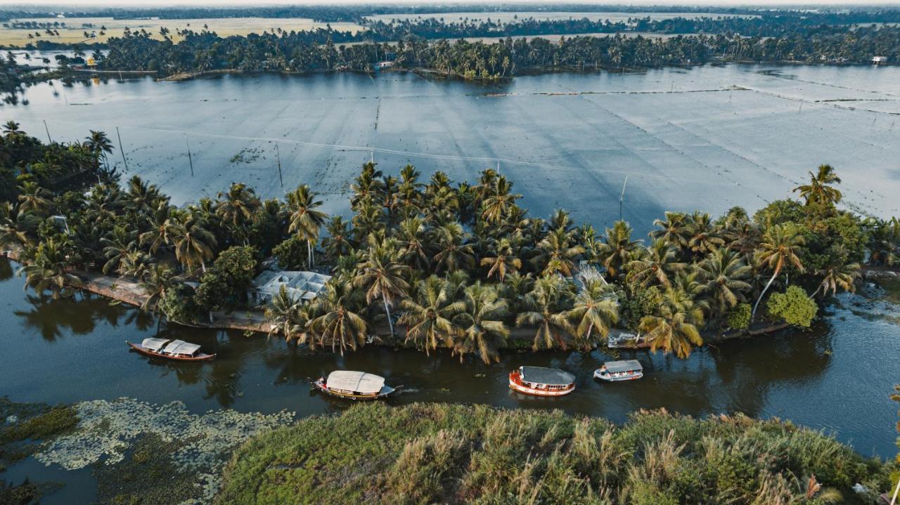 Amritara A Beach Symphony Mararikulam Buitenkant foto