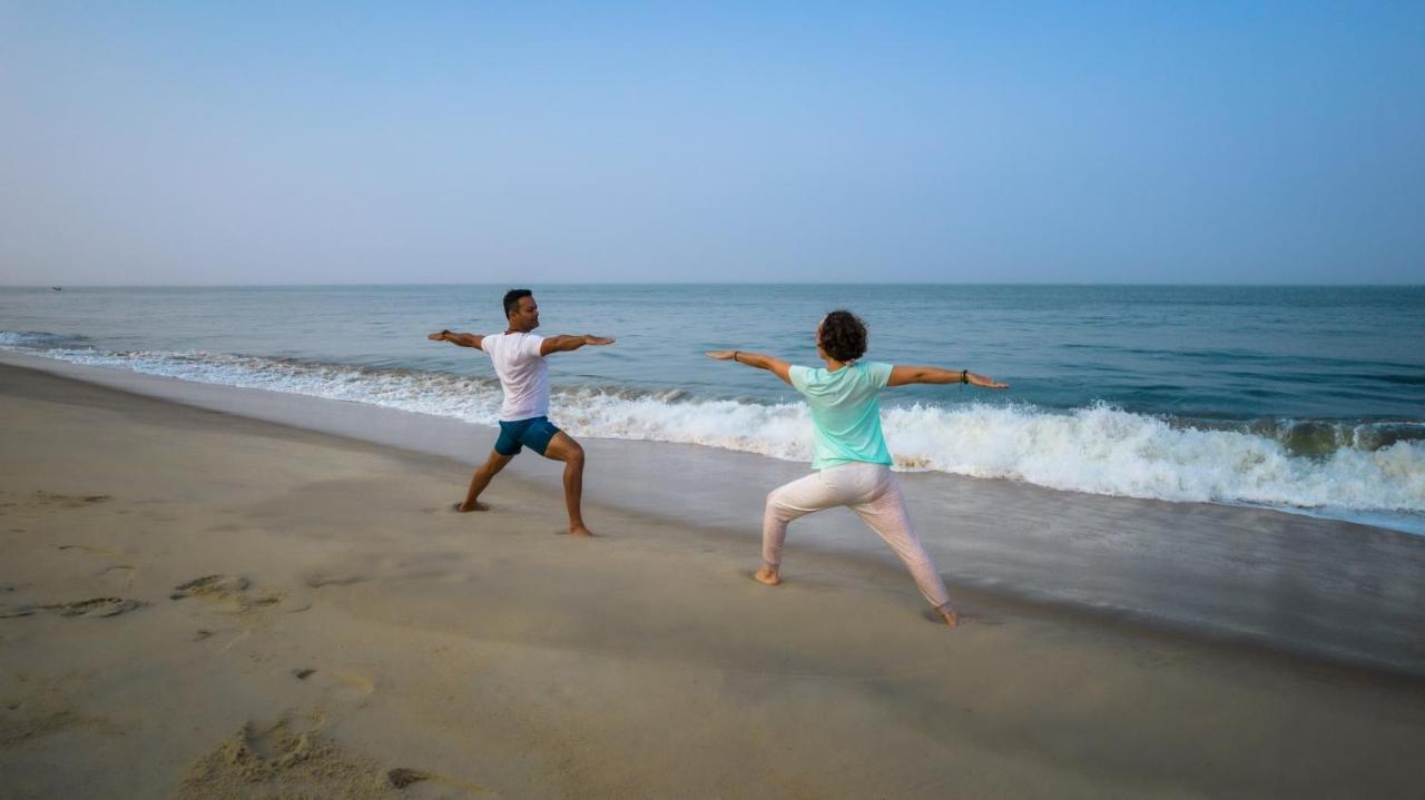 Amritara A Beach Symphony Mararikulam Buitenkant foto