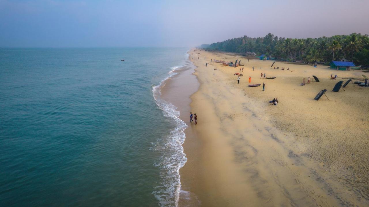 Amritara A Beach Symphony Mararikulam Buitenkant foto