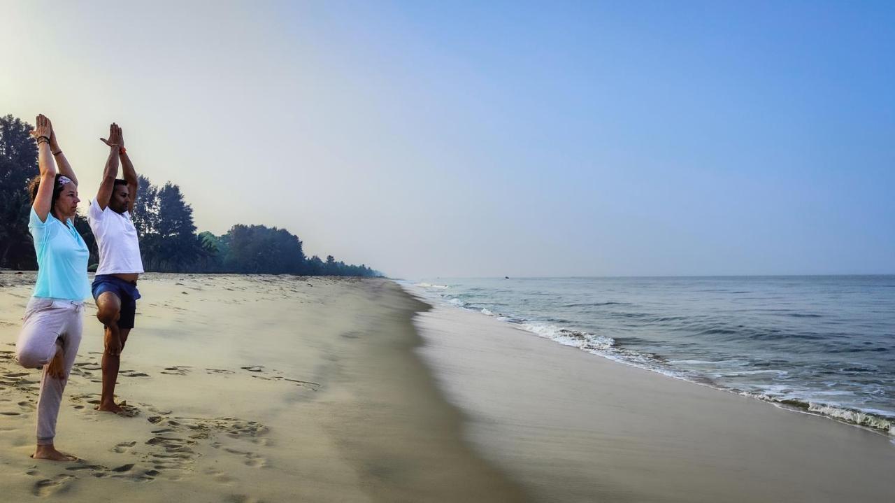 Amritara A Beach Symphony Mararikulam Buitenkant foto